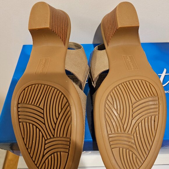 Easy Street sandals - Zelma -  size 8.5 - Picture 5 of 10